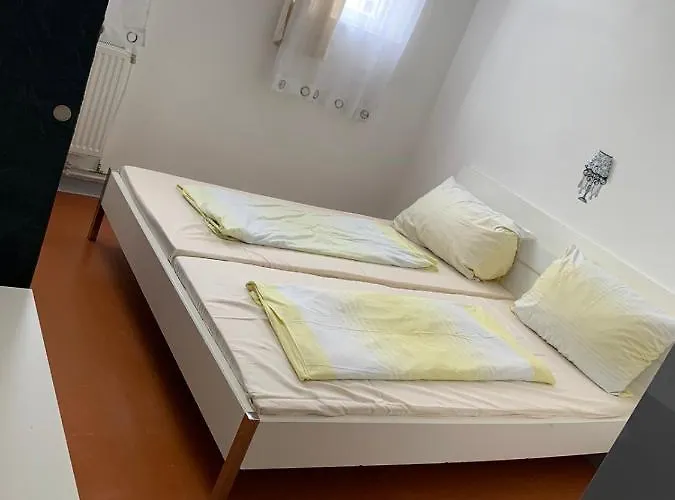 Kocka Szálló